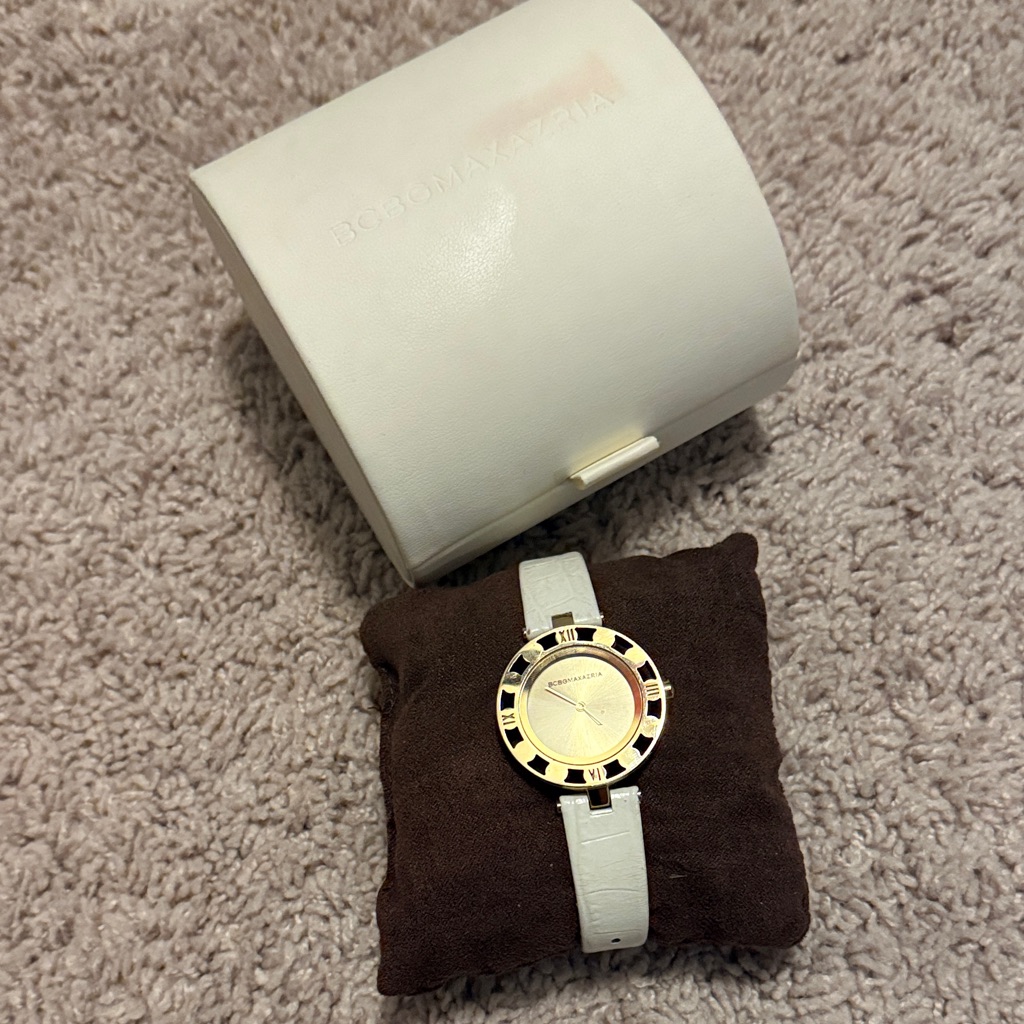 White And Gold Watch With Box